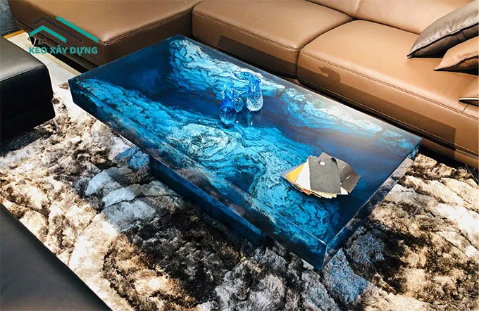 ung-dung-cua-epoxy-resin-lam-mat-ban-2