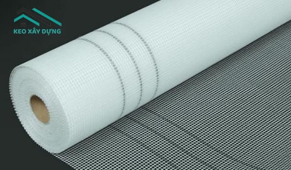 dung-luoi-thuy-tinh-de-chong-tham