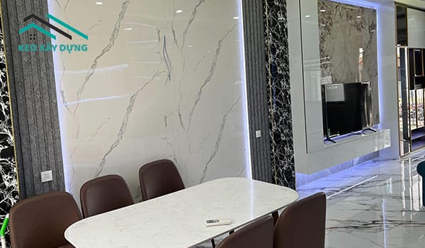 mau-tam-nhua-pvc-gia-da-dep-4