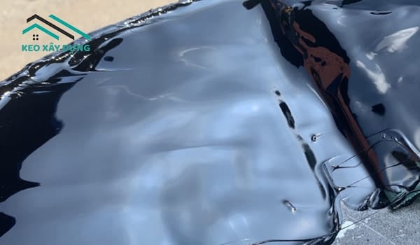 nhua-duong-chong-tham-tot-khong