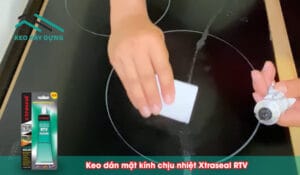 su-dung-keo-dan-mat-kinh-chiu-nhiet-rtv