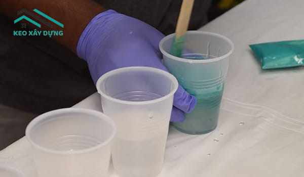 cach-pha-mau-nhua-resin